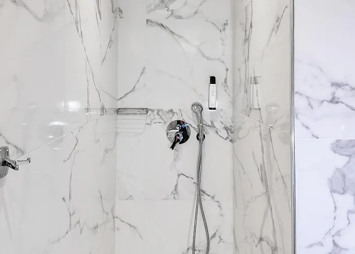 Almira Apartahotel Troulos