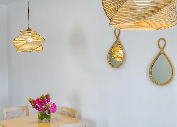 Apartahotel Almira Troulos