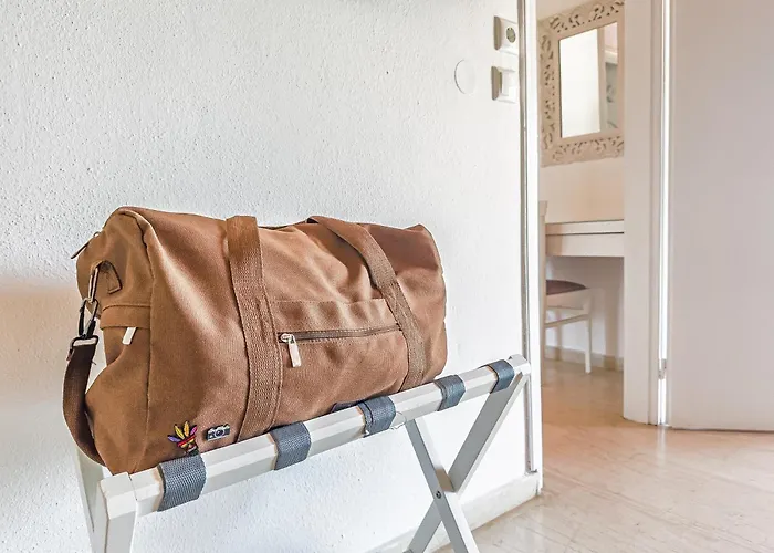 Almira Apartahotel Troulos