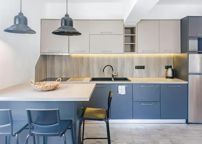 Almira Apartahotel 3*