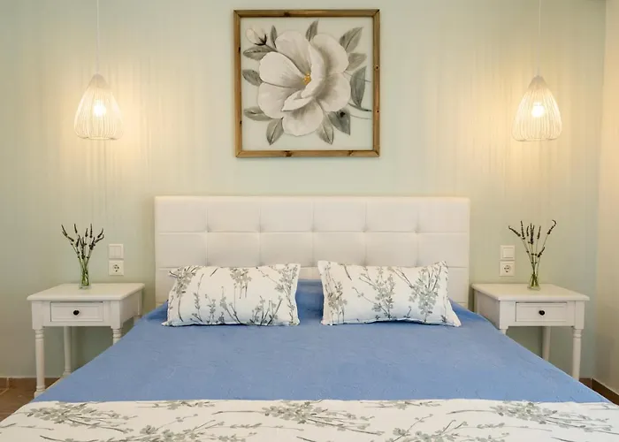 Apartahotel Almira Troulos