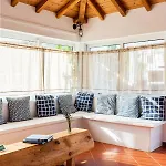 Lejlighedshotel Almira Troulos