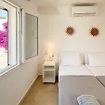Almira Lejlighedshotel