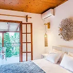 Almira Lejlighedshotel 3*