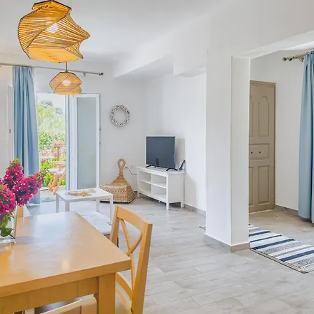 Almira Lejlighedshotel 3*