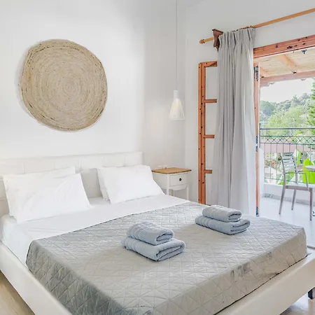 Almira Aparthotel